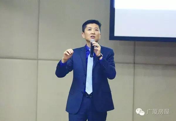 21.Mr. Zhang - general manager of GS housing,introduced the sense of  alliance